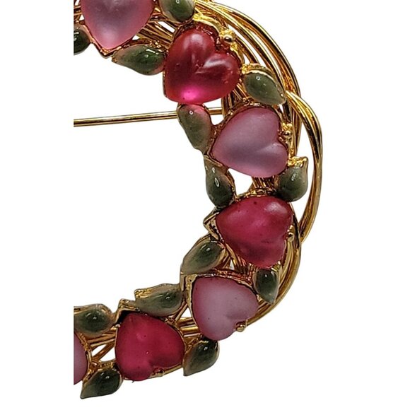 Heart & Leaf Brooch Gold Tone Twisted Wire Wreath Pink & Red Glass Rhinestones - Picture 8 of 9